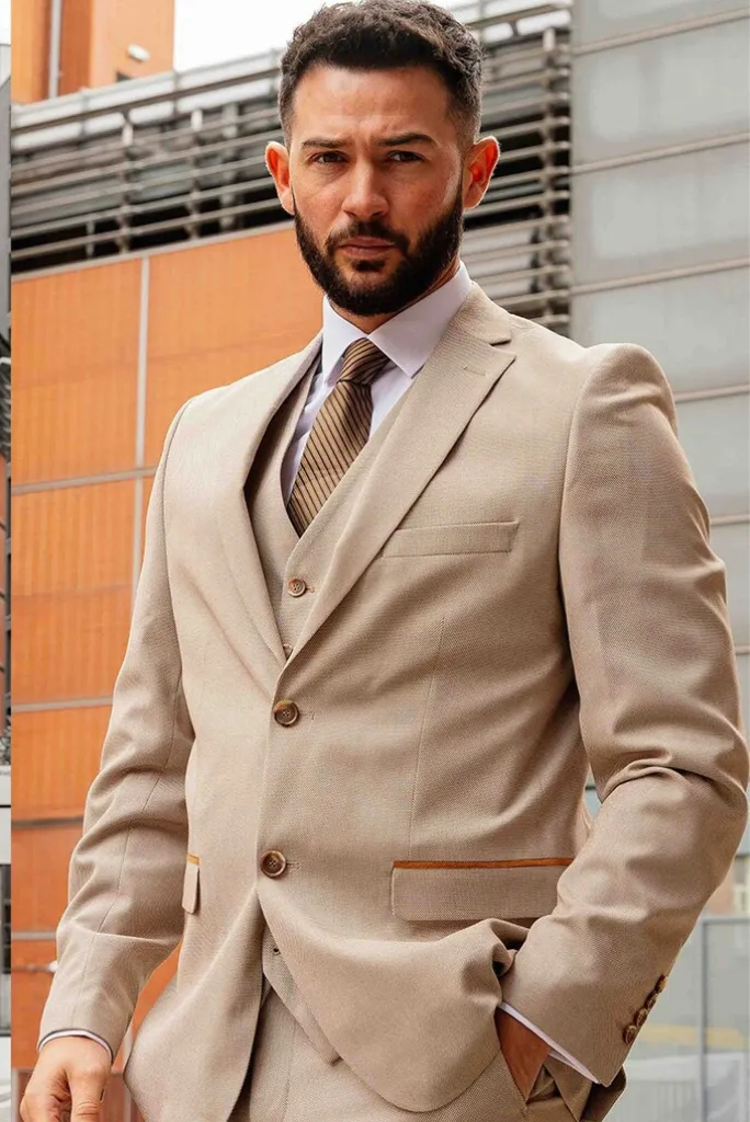 Beige 3 Piece Suit For Men's Beach Wedding Suit Slim Fit Suit Elegant Fashion Suit Dinner Suit Office Suit Bespoke