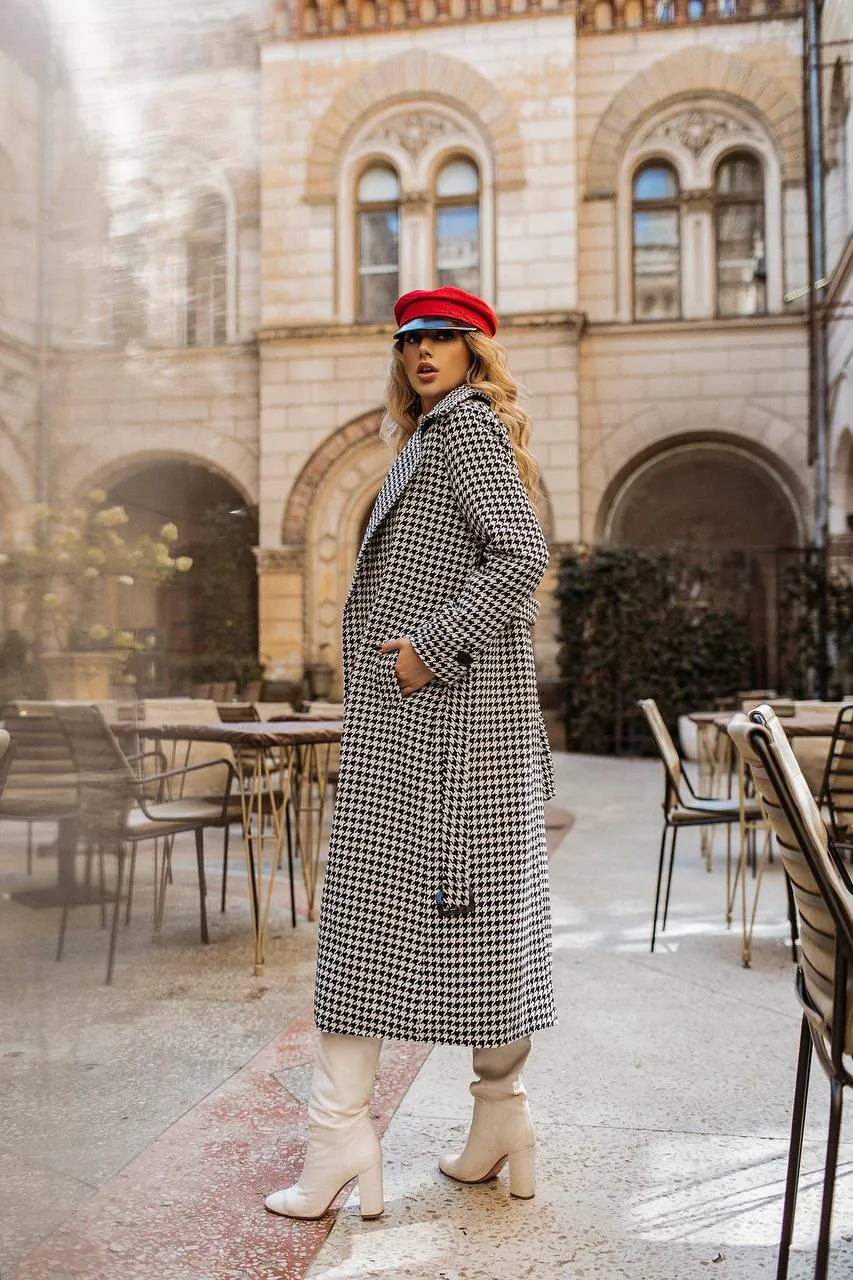 Casual White-Black Checked Belted Coat