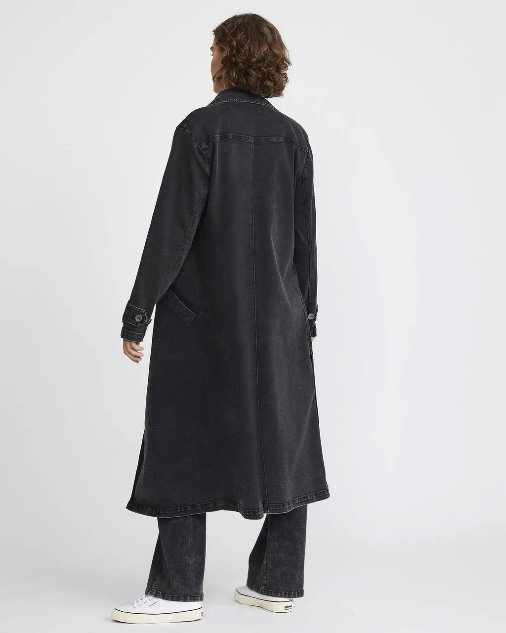 JAC   MOOKI DENIM TRENCH IN VINTAGE BLACK