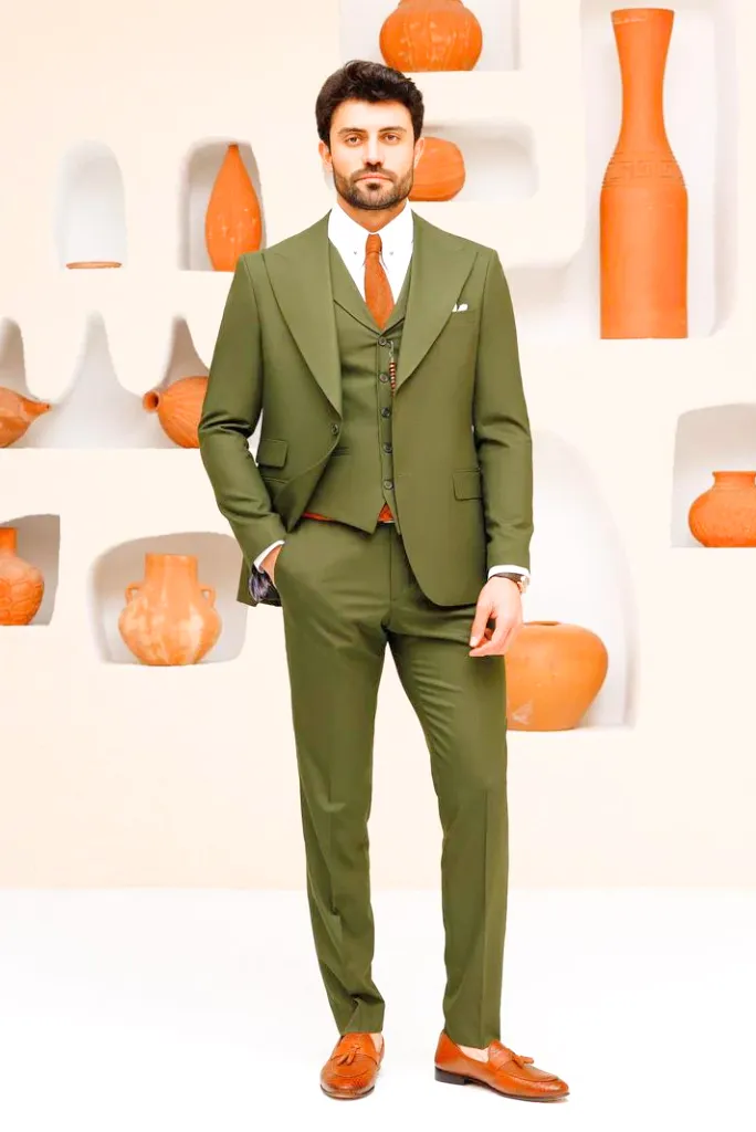 Men's 3 Piece Olive Green Suit Slim Fit Suit Elegant Wedding Suit Dinner Suit Formal Party Wear Bespoke