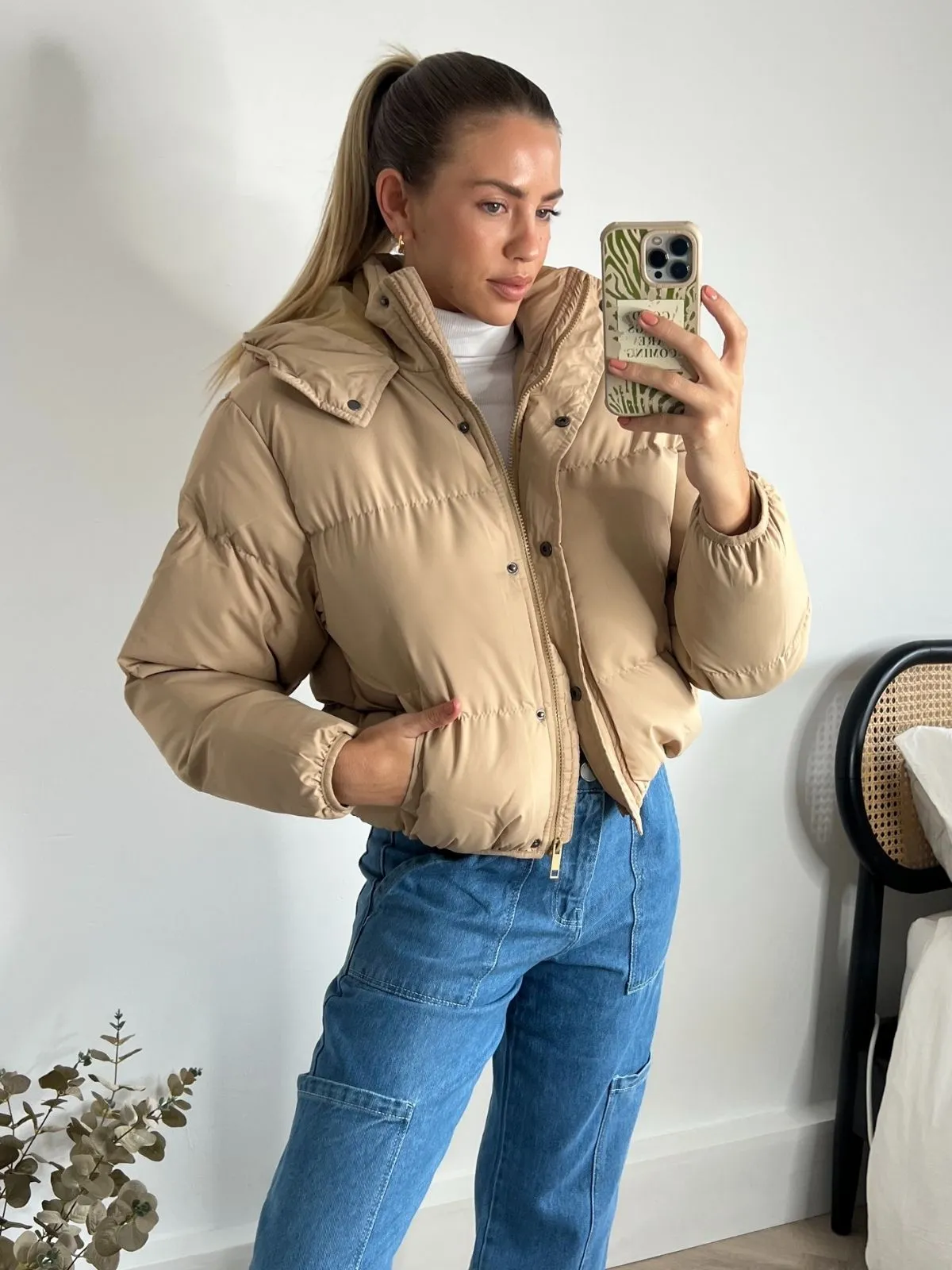 Oversized Cropped Puffer Jacket / Tan