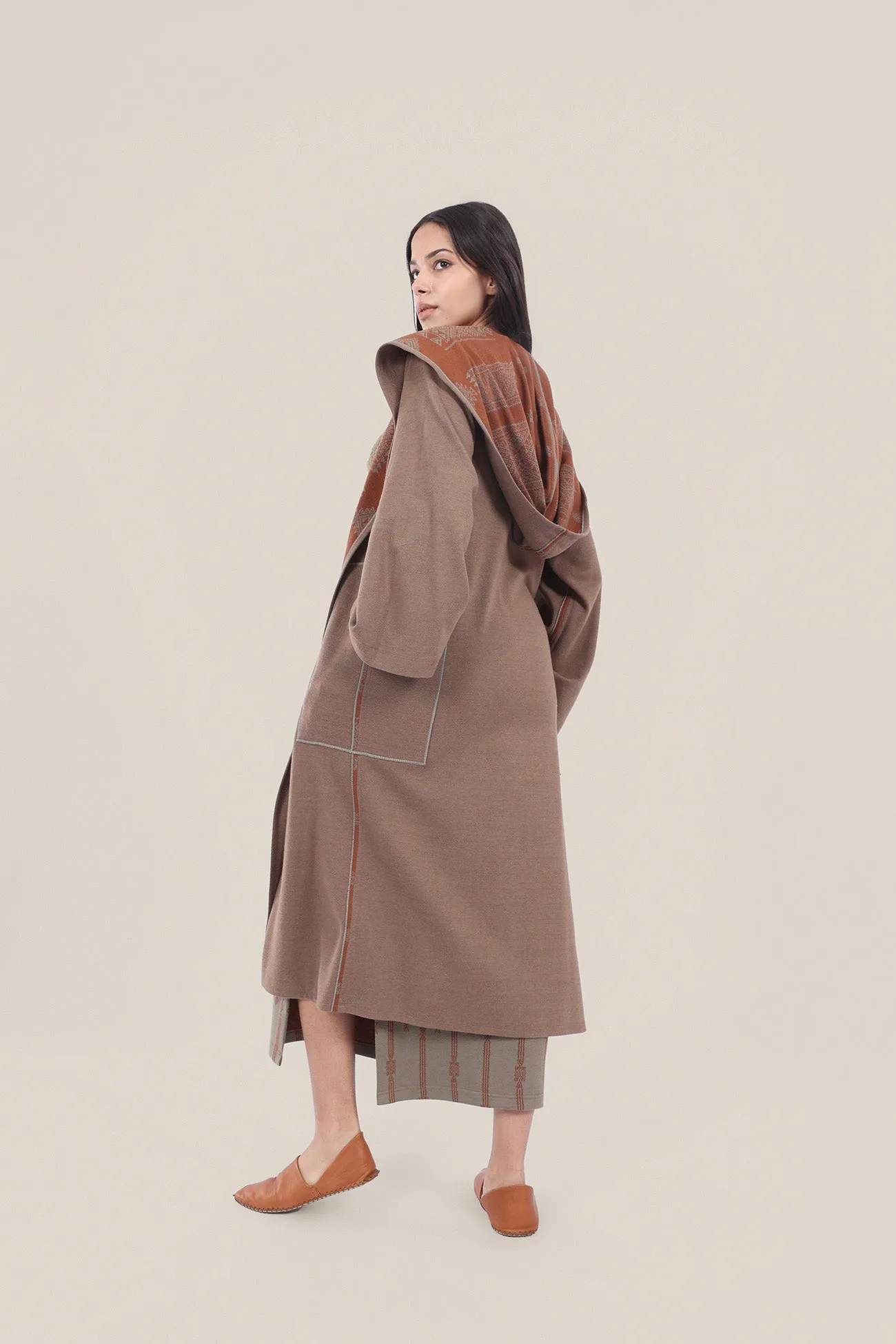 Reversible jacquard coat with hoodie