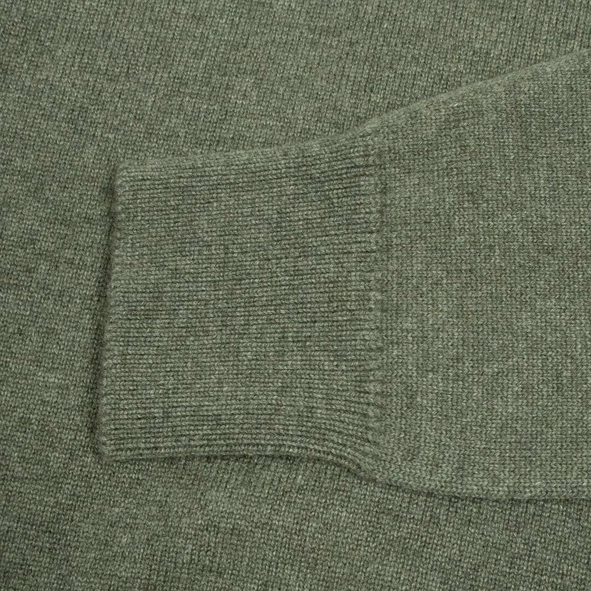 The Tiree 4ply Crew Neck Cashmere Sweater - Loden Mix