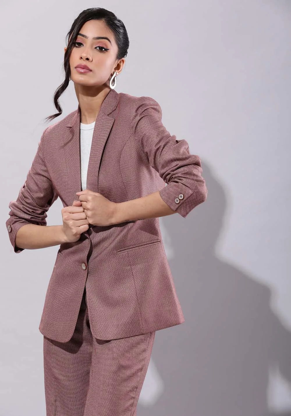 Women's  burgundy classic business suit